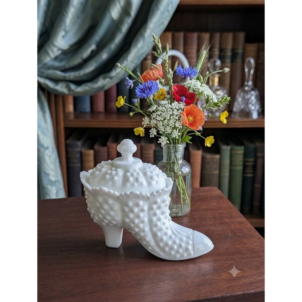 Vintage Fenton Milk Glass Hobnail Covered Slipper Shoe